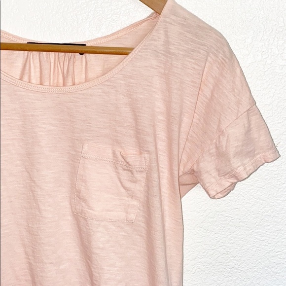 Amadi Light Pink Gathered Back Short Sleeve Shirt - Picture 2 of 9